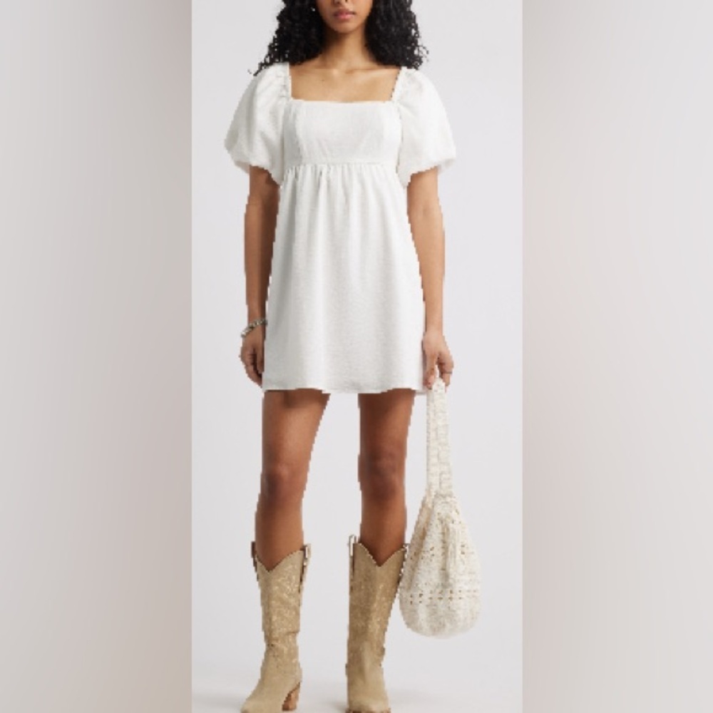 NEW! BP Brand White Rich
Balloon Sleeve Lined Mini Dress
Size Junior's Small - Picture 14 of 15